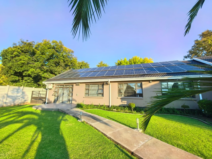 5 Bedroom Property for Sale in Sasolburg Ext 4 Free State